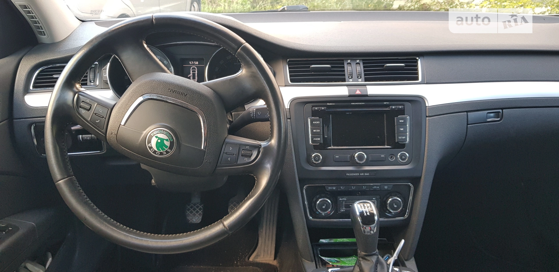 2012 Skoda Superb - мініатюра 8