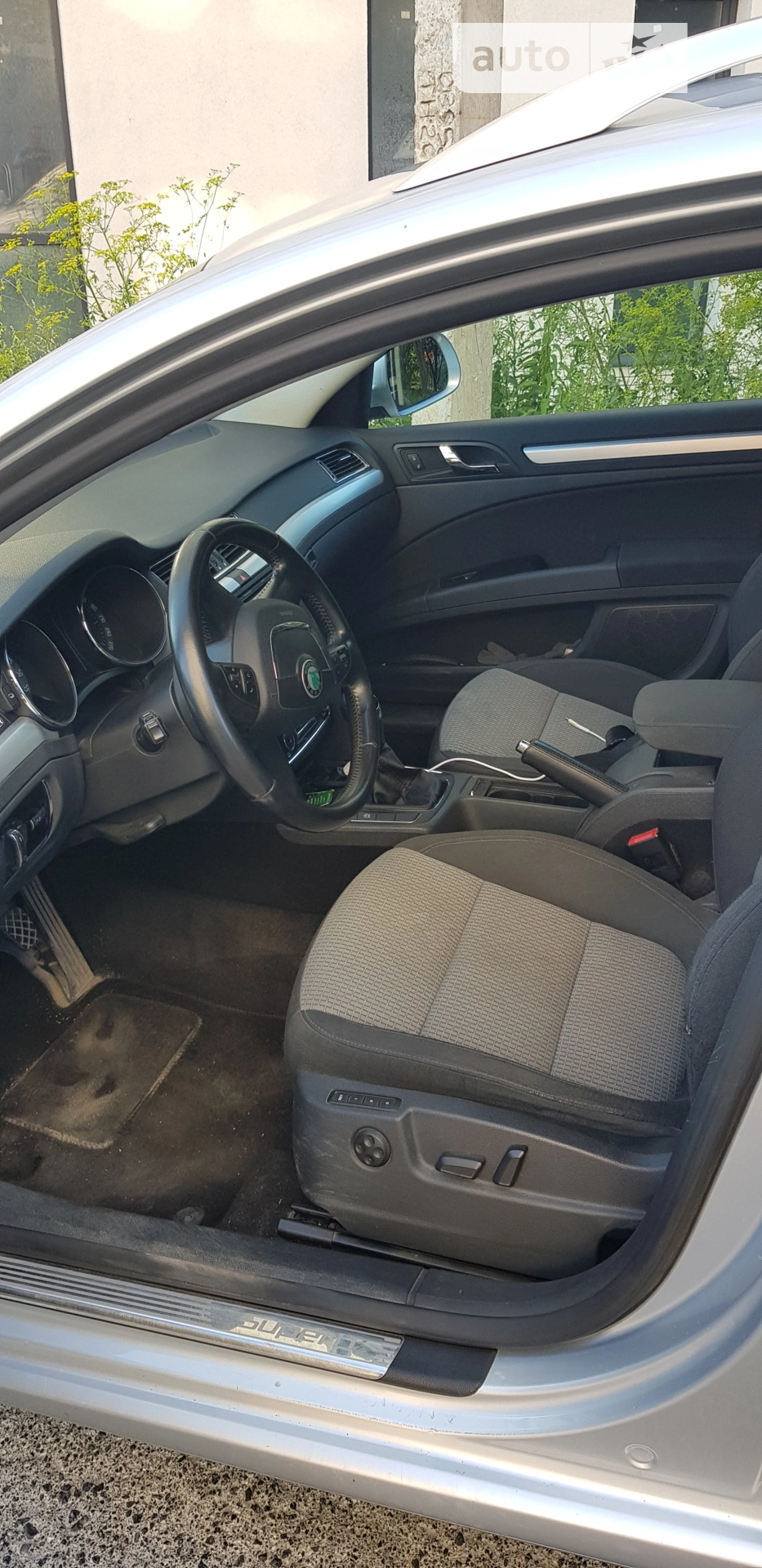 2012 Skoda Superb - мініатюра 13