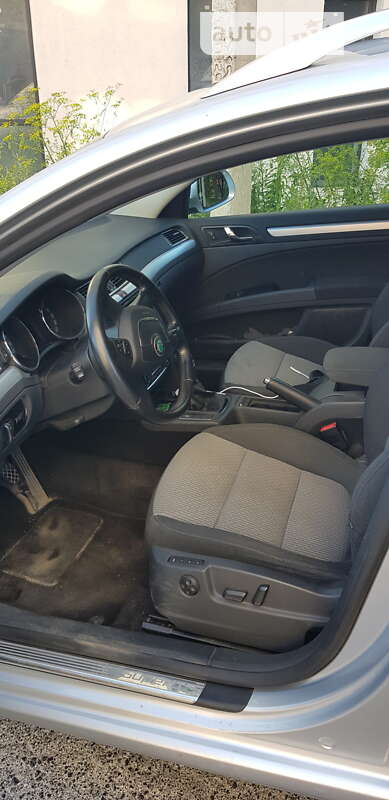 Универсал Skoda Superb 2012 в Тернополе фото 13 Универсал Skoda Superb 2012 в Тернополе