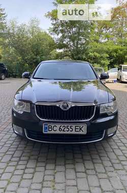 Лифтбек Skoda Superb 2010 в Львове