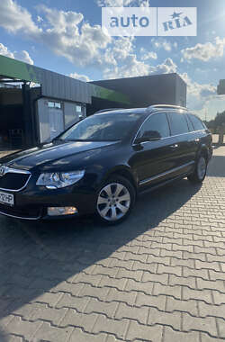 Универсал Skoda Superb 2013 в Луцке