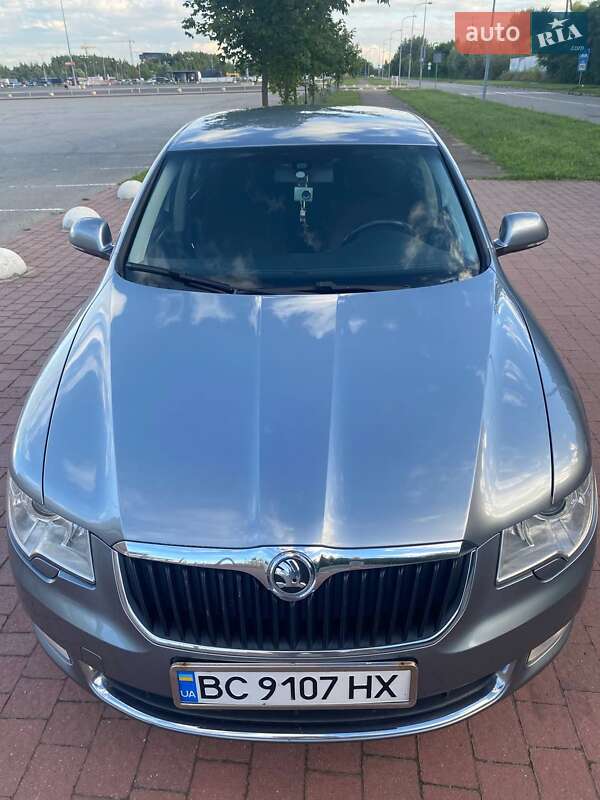 Ліфтбек Skoda Superb 2008 в Львові