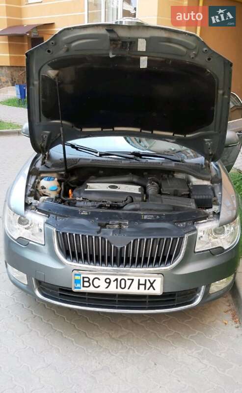 Ліфтбек Skoda Superb 2008 в Львові