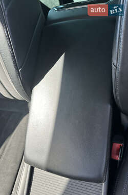 Універсал Skoda Superb 2017 в Дніпрі