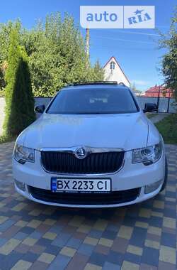 Универсал Skoda Superb 2010 в Хмельницком