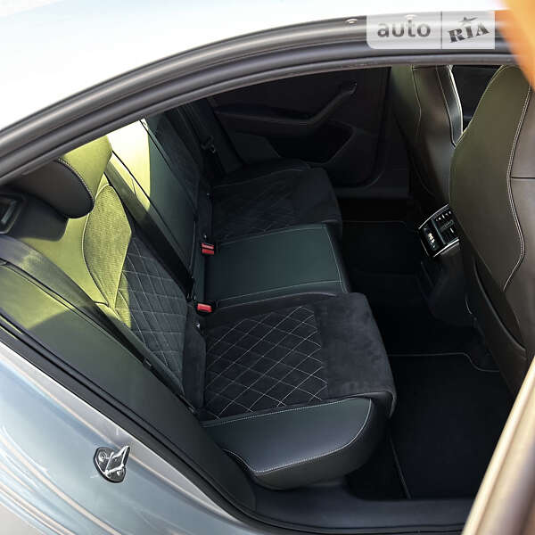 Лифтбек Skoda Superb 2020 в Мукачево