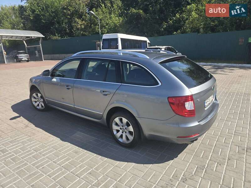 Универсал Skoda Superb 2012 в Киеве
