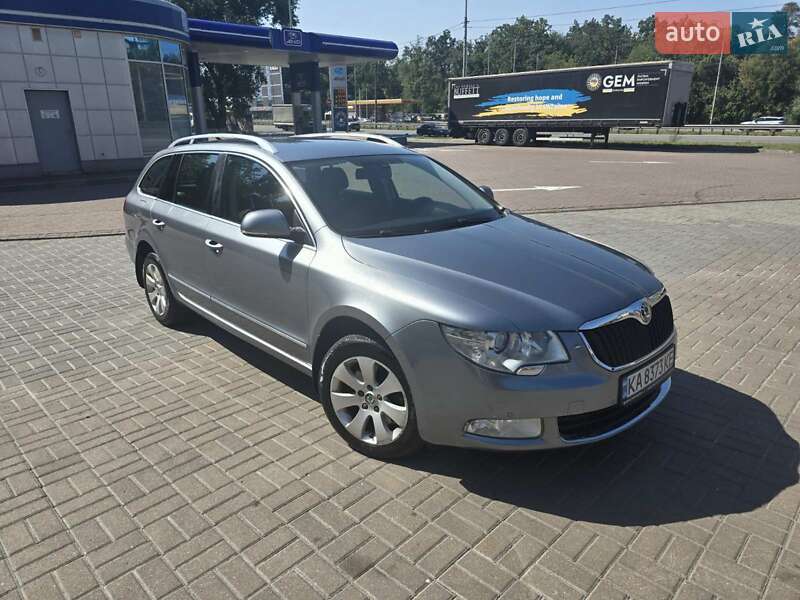 Универсал Skoda Superb 2012 в Киеве