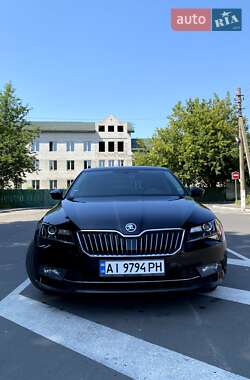 Лифтбек Skoda Superb 2015 в Киеве