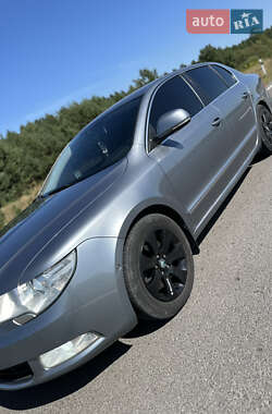 Ліфтбек Skoda Superb 2013 в Львові