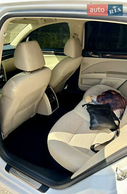 Лифтбек Skoda Superb 2011 в 