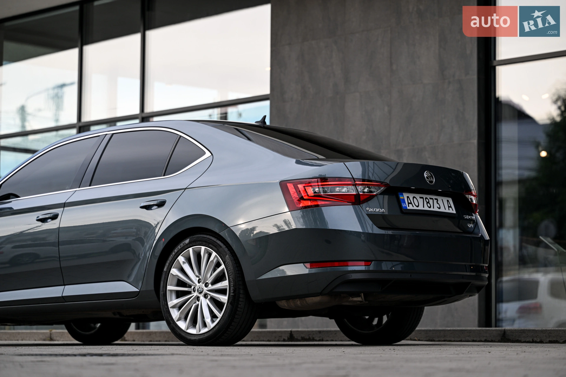 2016 Skoda Superb - мініатюра 12