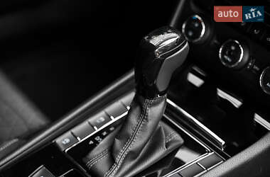 Лифтбек Skoda Superb 2016 в 