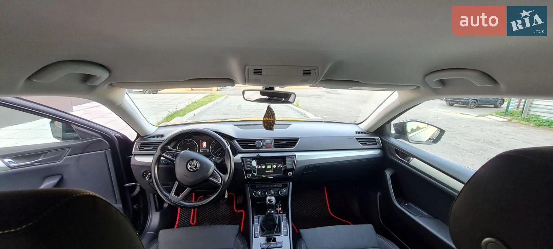 2016 Skoda Superb - мініатюра 11