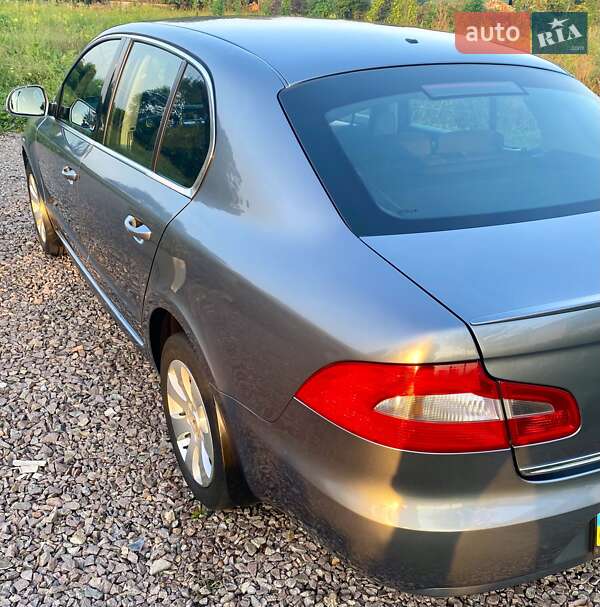 Ліфтбек Skoda Superb 2012 в Києві