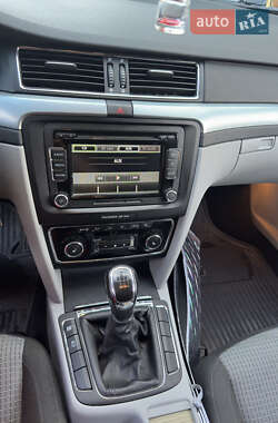 Лифтбек Skoda Superb 2009 в 