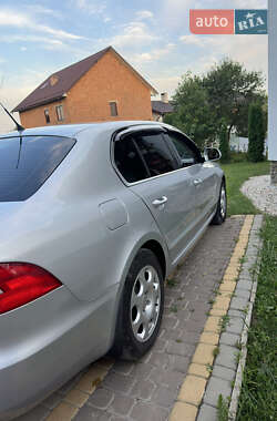 Лифтбек Skoda Superb 2009 в 