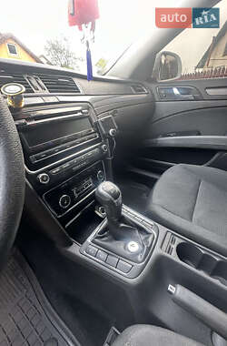 Лифтбек Skoda Superb 2009 в 