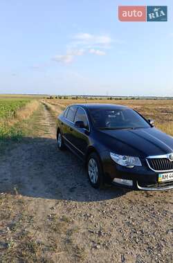 Лифтбек Skoda Superb 2009 в 