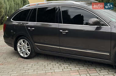 Универсал Skoda Superb 2010 в 
