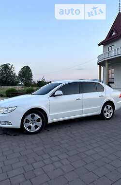 Лифтбек Skoda Superb 2011 в Рожнятове