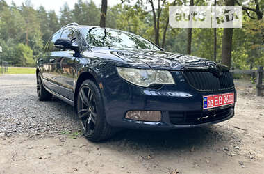 Универсал Skoda Superb 2010 в Бродах