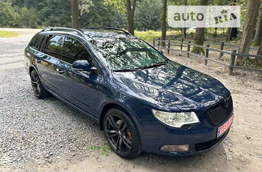 Универсал Skoda Superb 2010 в Бродах