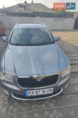 Универсал Skoda Superb 2011 в Люботине