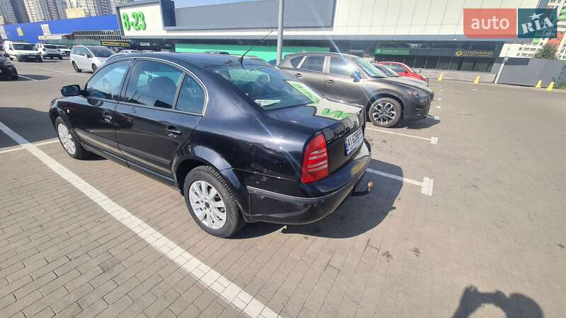 Ліфтбек Skoda Superb 2004 в Броварах