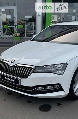 Универсал Skoda Superb 2021 в 
