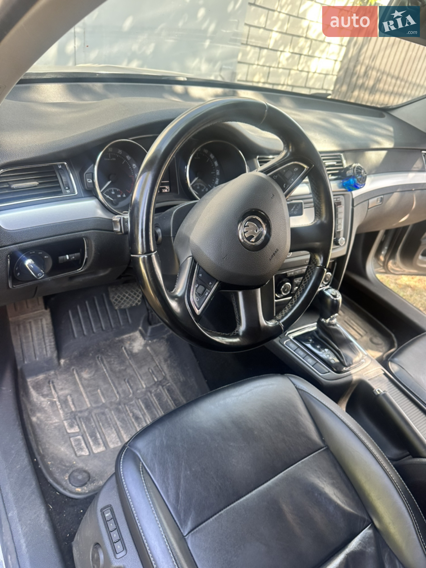 2015 Skoda Superb - мініатюра 10