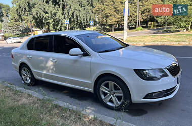 Лифтбек Skoda Superb 2013 в Умани