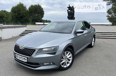 Лифтбек Skoda Superb 2016 в Днепре