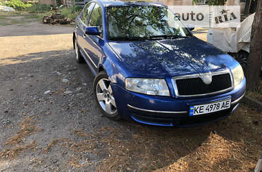 Лифтбек Skoda Superb 2004 в Кривом Роге