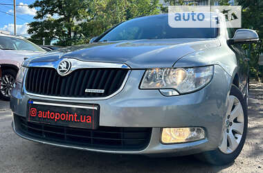 Універсал Skoda Superb 2012 в Сумах