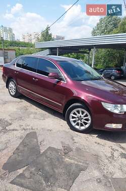Лифтбек Skoda Superb 2009 в 