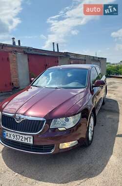 Лифтбек Skoda Superb 2009 в 