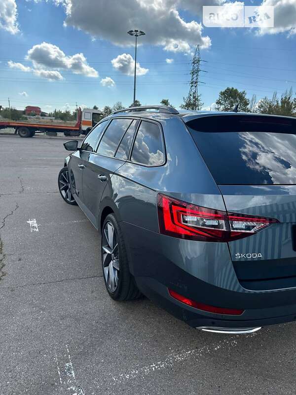 Универсал Skoda Superb 2018 в Николаеве