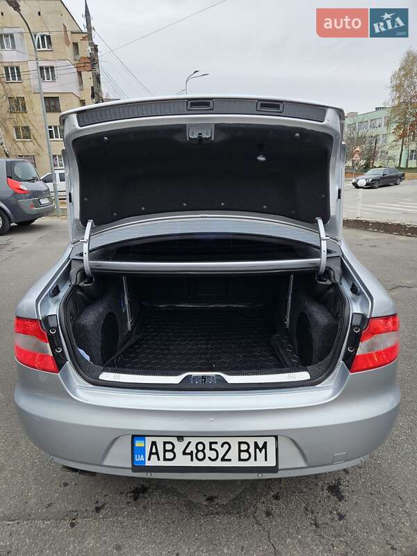 Лифтбек Skoda Superb 2012 в Виннице