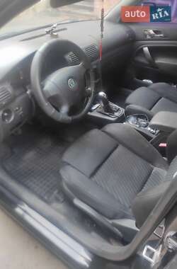 Лифтбек Skoda Superb 2006 в 