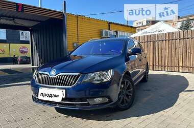 Універсал Skoda Superb 2011 в Шепетівці