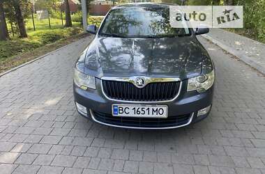 Лифтбек Skoda Superb 2008 в Городке