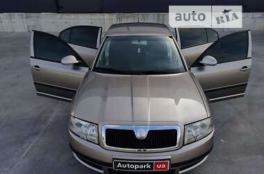 Ліфтбек Skoda Superb 2007 в Львові