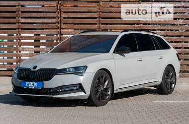 Універсал Skoda Superb 2020 в Луцьку