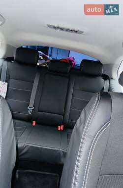 Лифтбек Skoda Superb 2013 в 