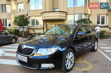 Універсал Skoda Superb 2013 в Києві