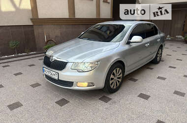 Ліфтбек Skoda Superb 2009 в Нижній Апші