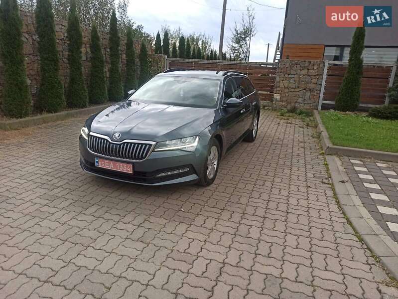 Универсал Skoda Superb 2020 в Стрые