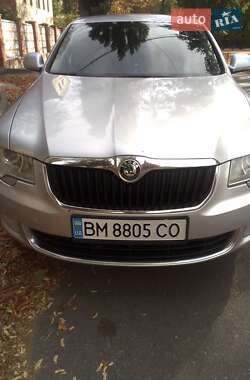 Лифтбек Skoda Superb 2011 в 
