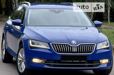 Универсал Skoda Superb 2019 в Ровно